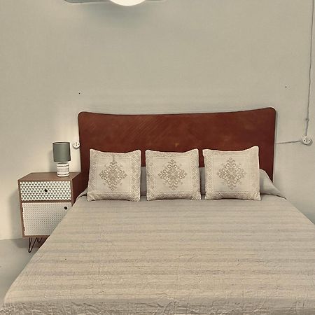 Tierra Guesthouse Ольбія Екстер'єр фото