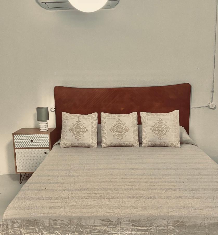 Tierra Guesthouse Ольбія Екстер'єр фото