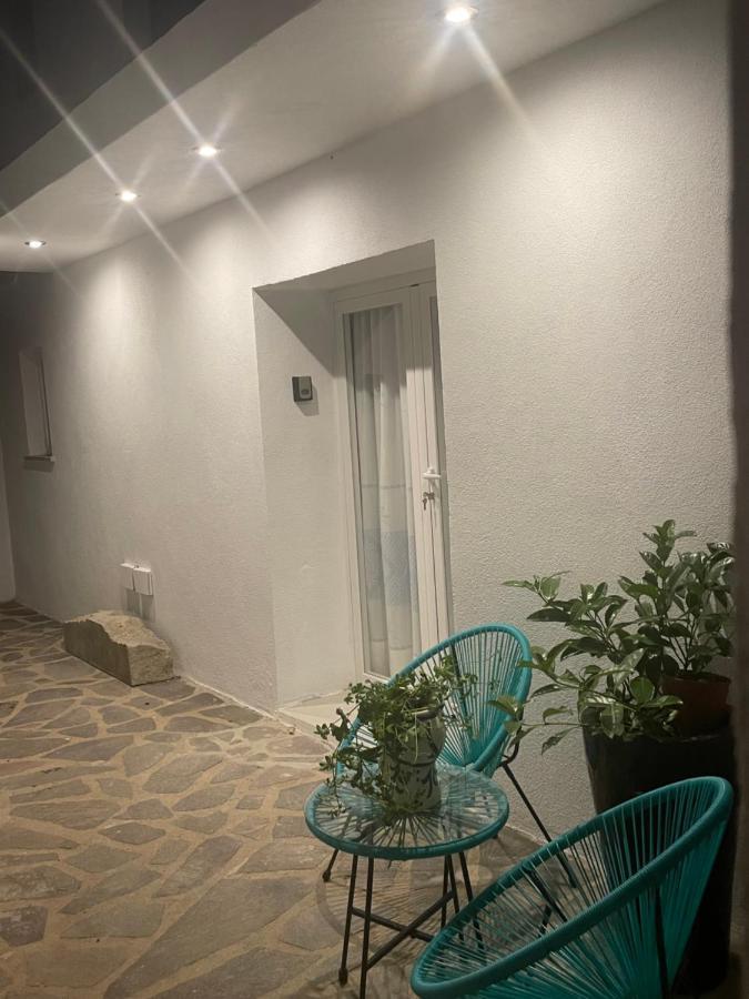 Tierra Guesthouse Ольбія Екстер'єр фото